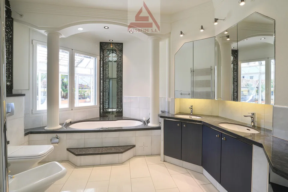 Elegante appartamento di 4.5 locali / Elegante - Zimmerwohnung – Foto 7 von 9