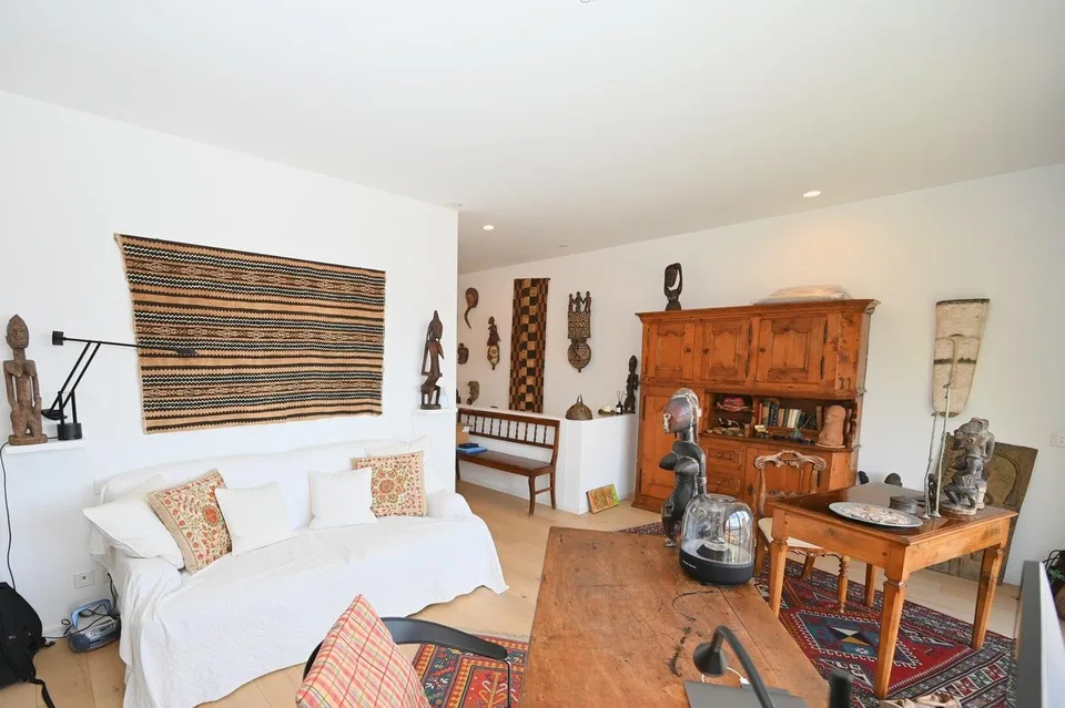 Eleganza e Carattere: Appartamento Triplex con Vista Panoramica
