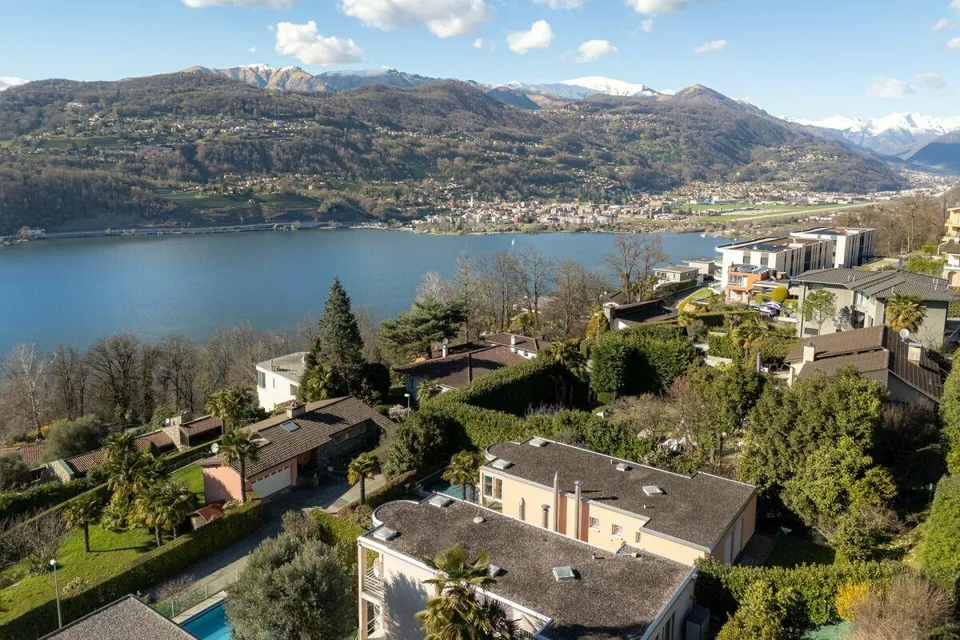 Splendide villa avec piscine à Montagnola