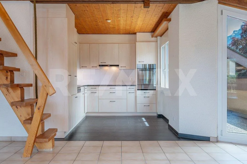 Zwischen Thuner- und Brienzersee zu Hause lichtdurchflutete 4.5-Zimmer-Wohnung – Foto 7 von 13