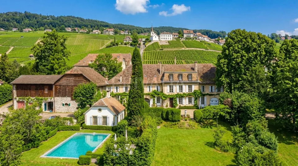Castello storico del XVIII secolo, parco di 15.000 m2, tra Losanna e Nyon