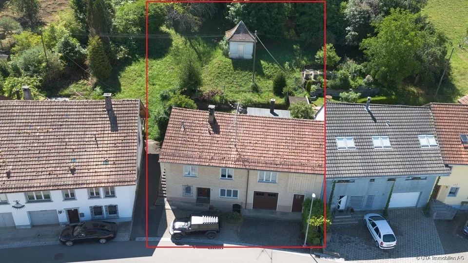 Grosszügige Liegenschaft mit Baulandreserve und vielfältigem Potenz...