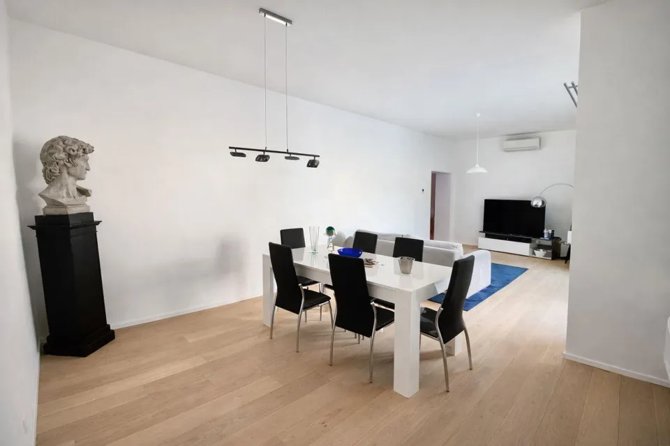 Modernes Apartment im Zentrum von Chiasso – Foto 6 von 14