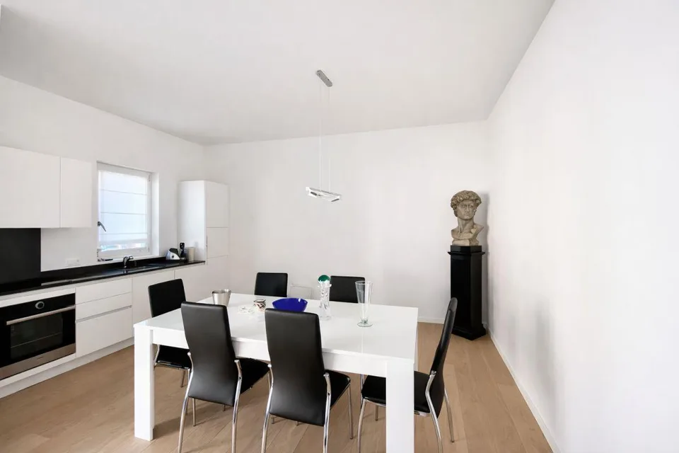 Modernes Apartment im Zentrum von Chiasso – Foto 10 von 14