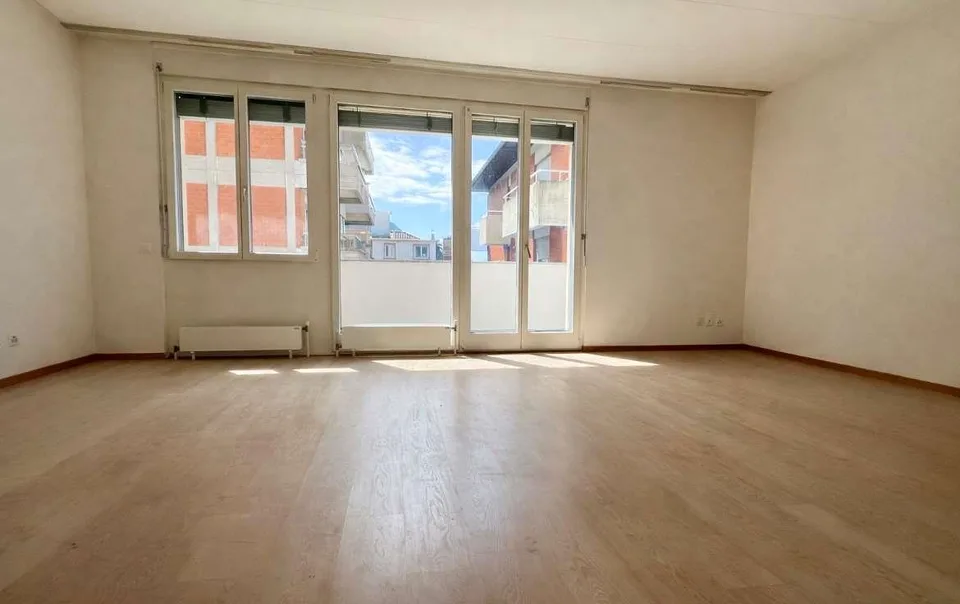 Appartamento in zona centrale con grande potenziale di valorizzazione.
