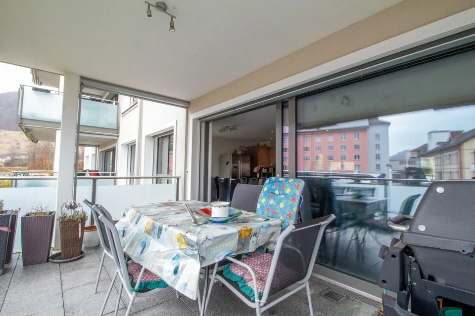 Familienfreundliche 4.5 Zimmer Wohnung mit Balkon und ca. 121m2 Woh... – Foto 12 von 12