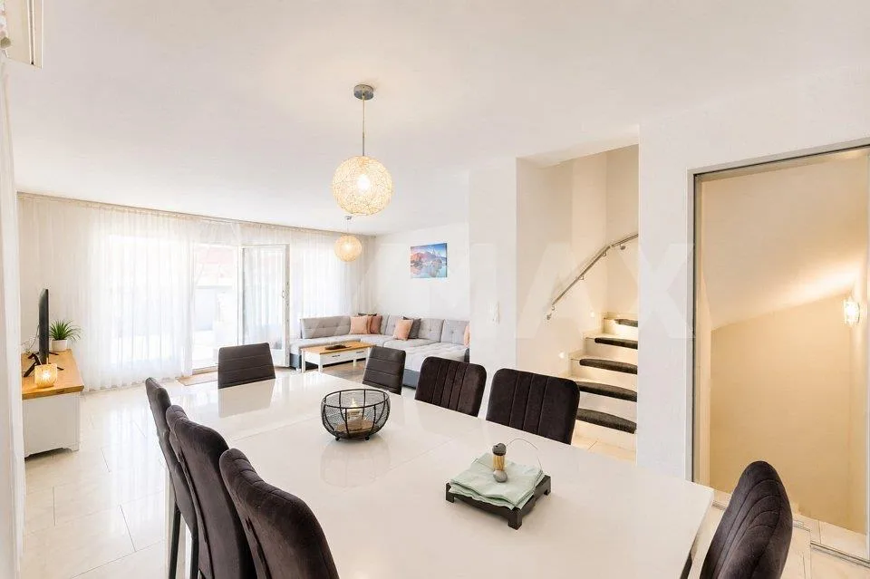 Family happiness in Aesch LU, your new home just a few steps from Lake Hallwil
