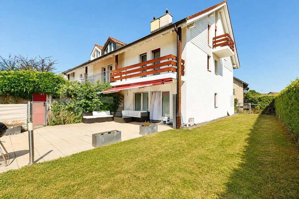 Family happiness in Aesch LU, your new home just a few steps from Lake Hallwil