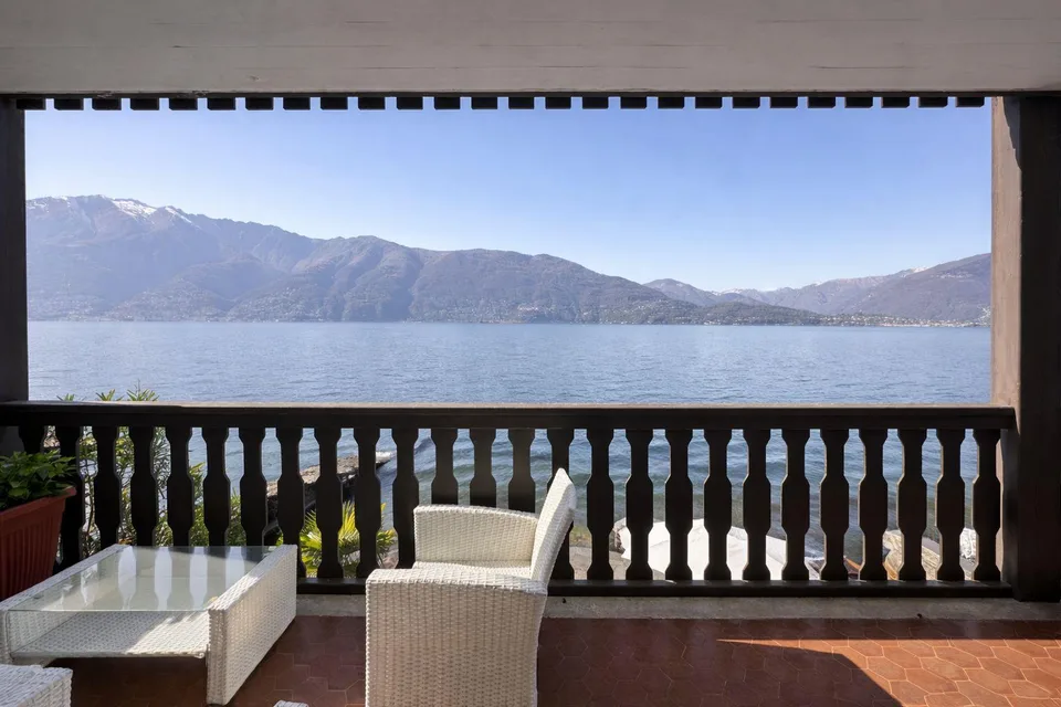 Pied dans l'eau sul Lago Maggiore – Residenza secondaria unica | Di...