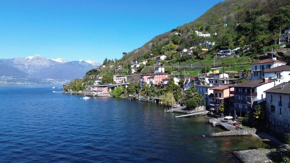 Direkt am Lago Maggiore – Einzigartiger Zweitwohnsitz am Wasser – Foto 15 von 30