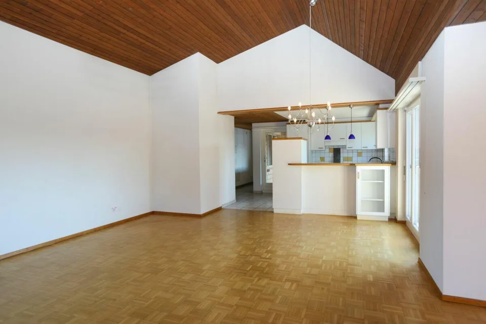 Grosszügige Dachwohnung mit sonniger Terrasse in Weinfelden