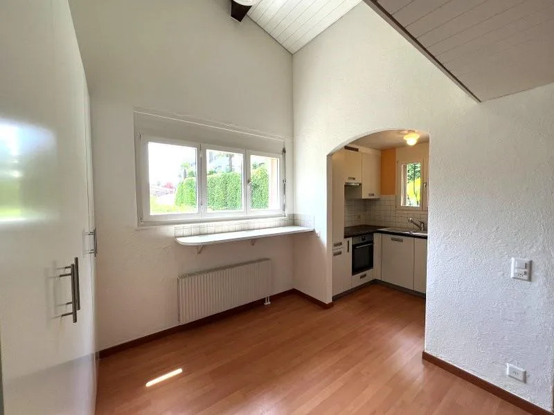 SPAZIOSO APPARTAMENTO 3.5 LOCALI CON SPLENDIDA VISTA LAGO – foto 6 di 13