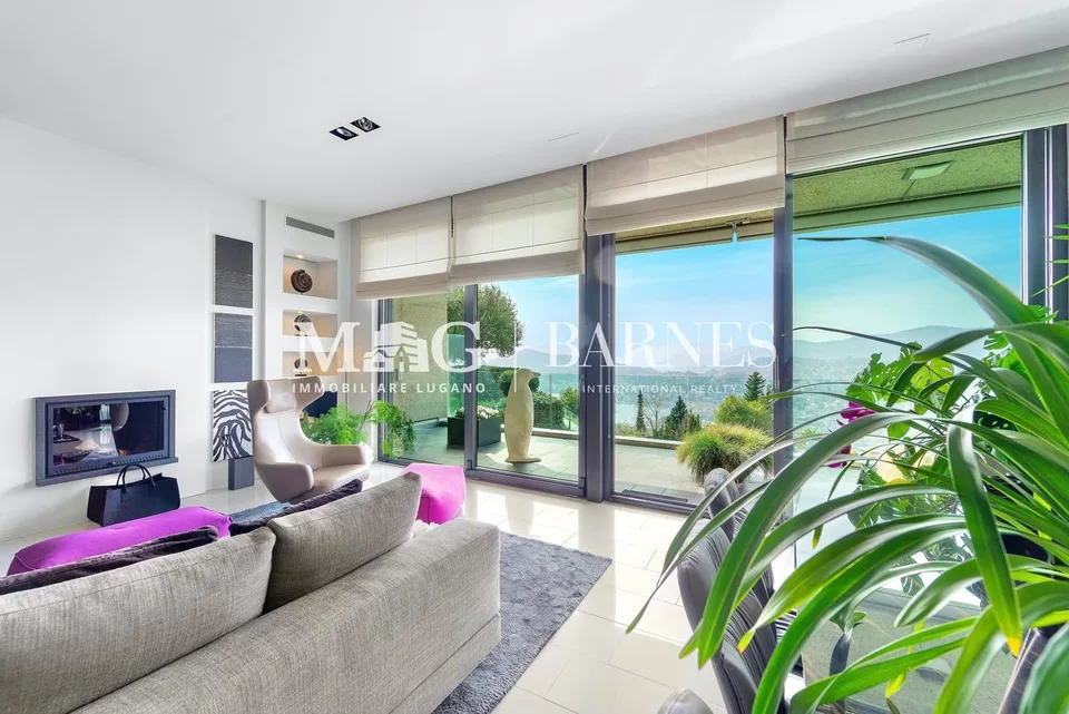 Lugano, Aldesago: Attico 5.5 locali vista lago con terrazzo e jacuzzi – photo 14 sur 18