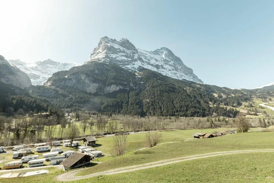 Grindelwald: Ruhige 3.5-Zimmer-Ferienwohnung mit Balkon und Gartensitzplatz – Foto 17 von 25
