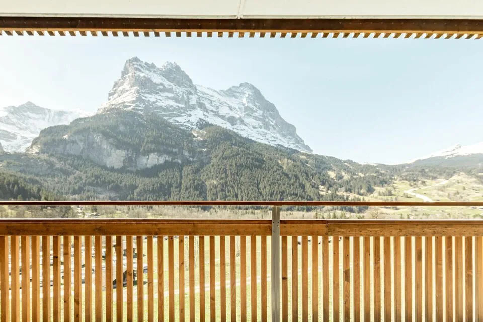 Grindelwald: Ruhige 3.5-Zimmer-Ferienwohnung mit Balkon und Gartensitzplatz – Foto 12 von 25
