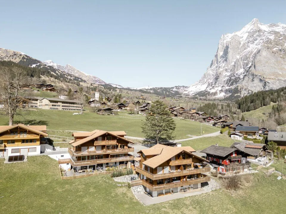 Grindelwald: Ruhige 3.5-Zimmer-Ferienwohnung mit Balkon und Gartens...