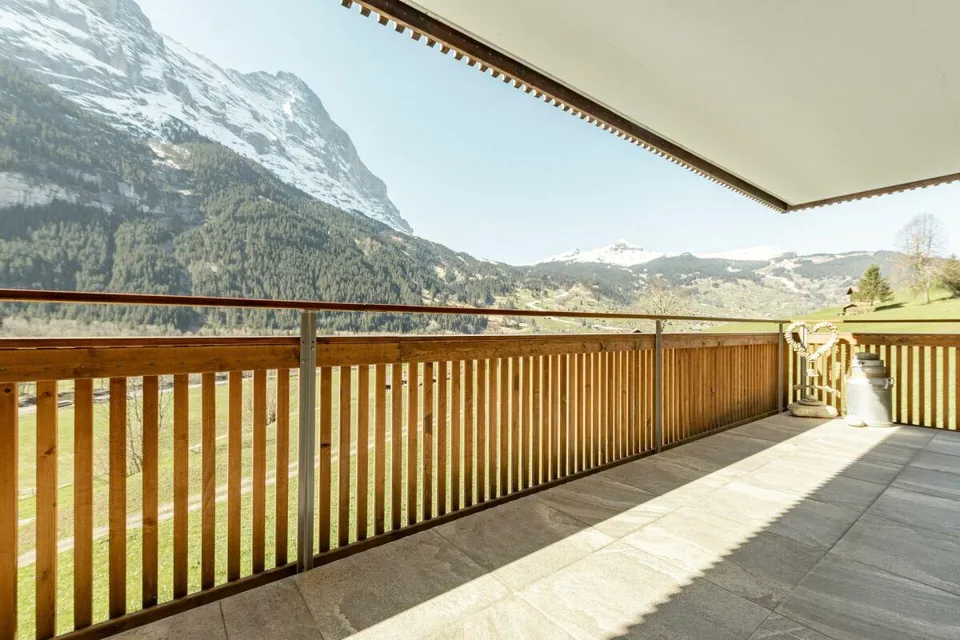 Grindelwald: Ruhige 3.5-Zimmer-Ferienwohnung mit Balkon und Gartensitzplatz – Foto 13 von 25