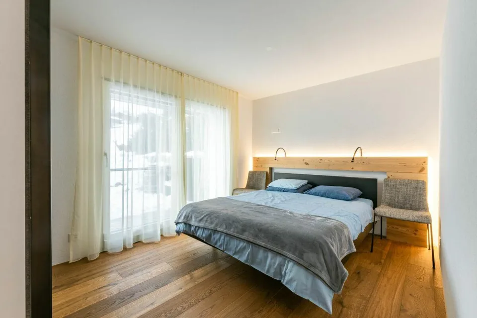 Grindelwald: Ruhige 3.5-Zimmer-Ferienwohnung mit Balkon und Gartensitzplatz – Foto 8 von 25