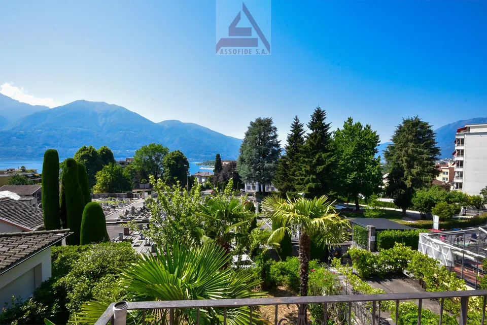 Villa zu renovieren / Villa da ristrutturare