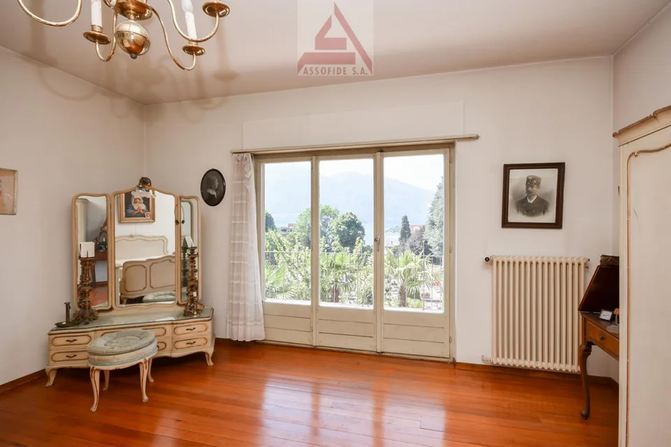 Villa zu renovieren / Villa da ristrutturare