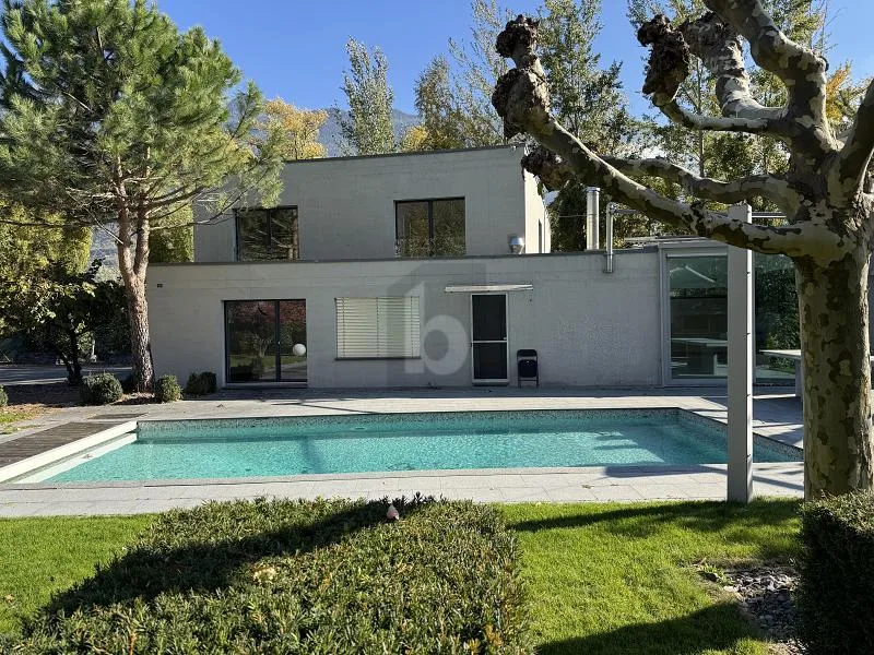 Architekturvilla mit Swimmingpool und Sauna - Vollständig – Foto 14 von 19