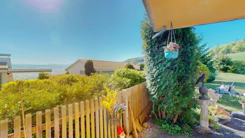 5½ Zimmer, grosser Garten, viel Ruhe und Blick auf's "Belpmoos"