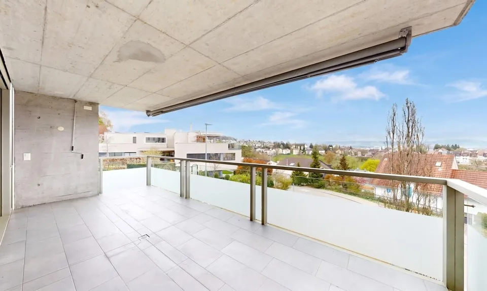 Moderne 5.5-Zi.-Wohnung mit Weitsicht und Balkon - Wil SG