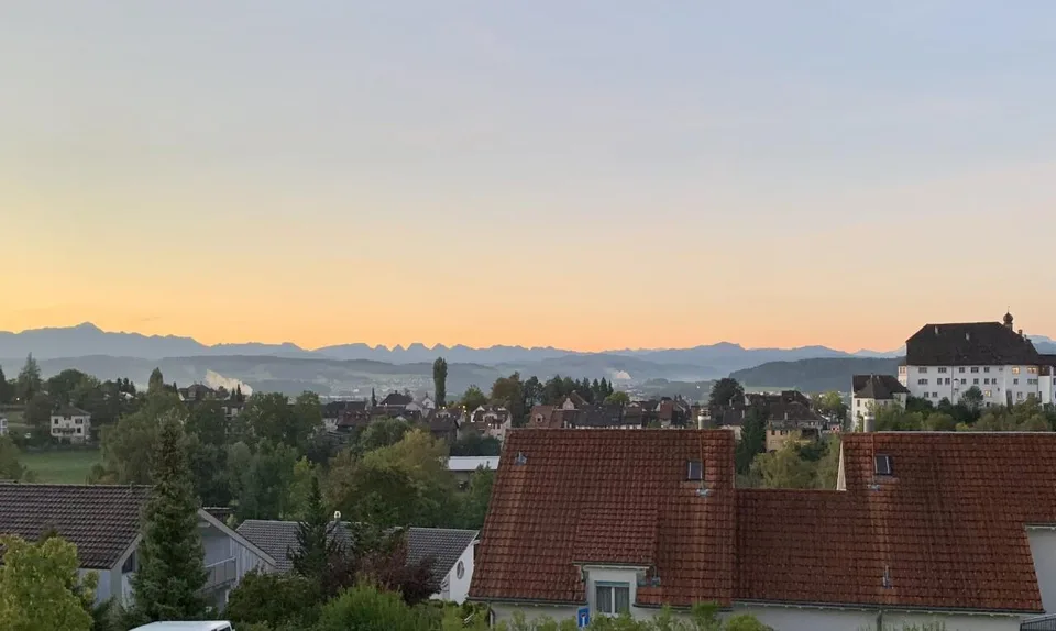 Appartamento moderno di 5,5 stanze con vista panoramica e balcone - Wil SG
