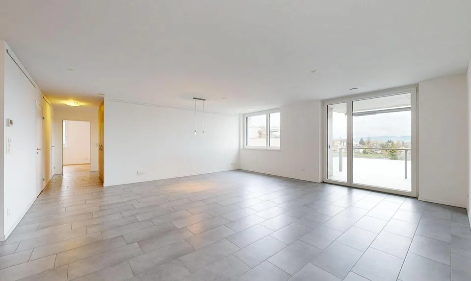 Appartamento moderno di 5,5 stanze con vista panoramica e balcone - Wil SG