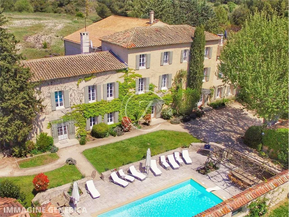 Esclusivo complesso residenziale con vista lago sulle alture di Lugano