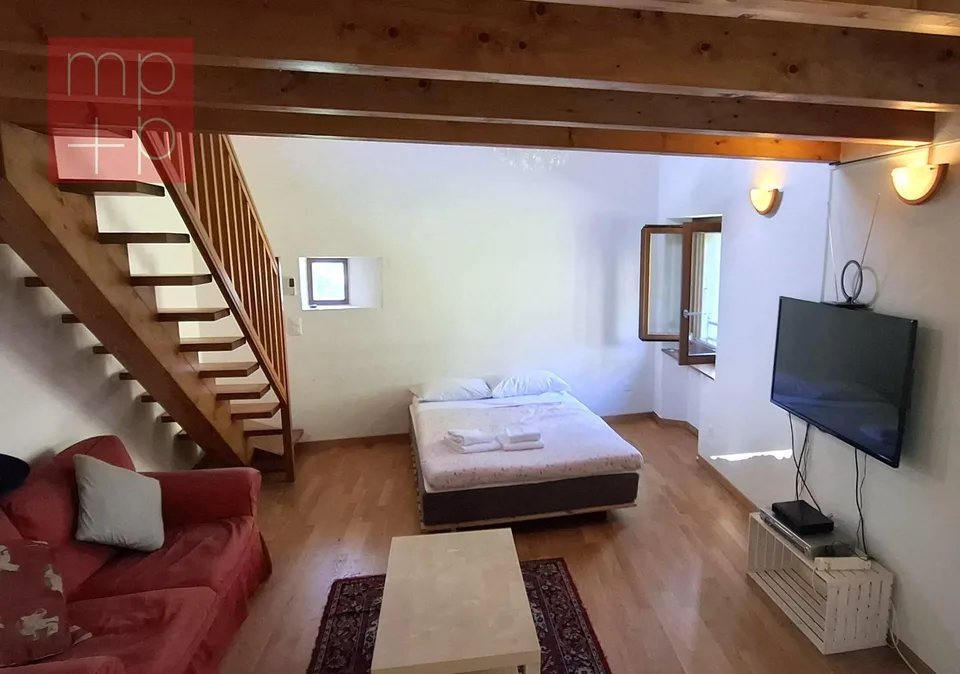 Casa unifamiliare - Pugerna
