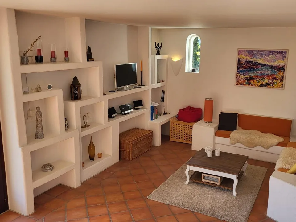 Detached house in southern location – photo 10 of 14