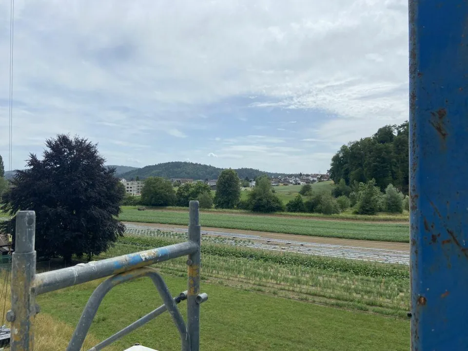 4 1/2-Zimmer-Wohnung im OG mit grossem Balkon – Foto 10 von 15