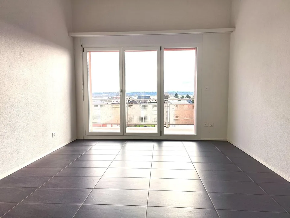 Helle & moderne 2.5-Zimmer-Wohnung mit Komfort