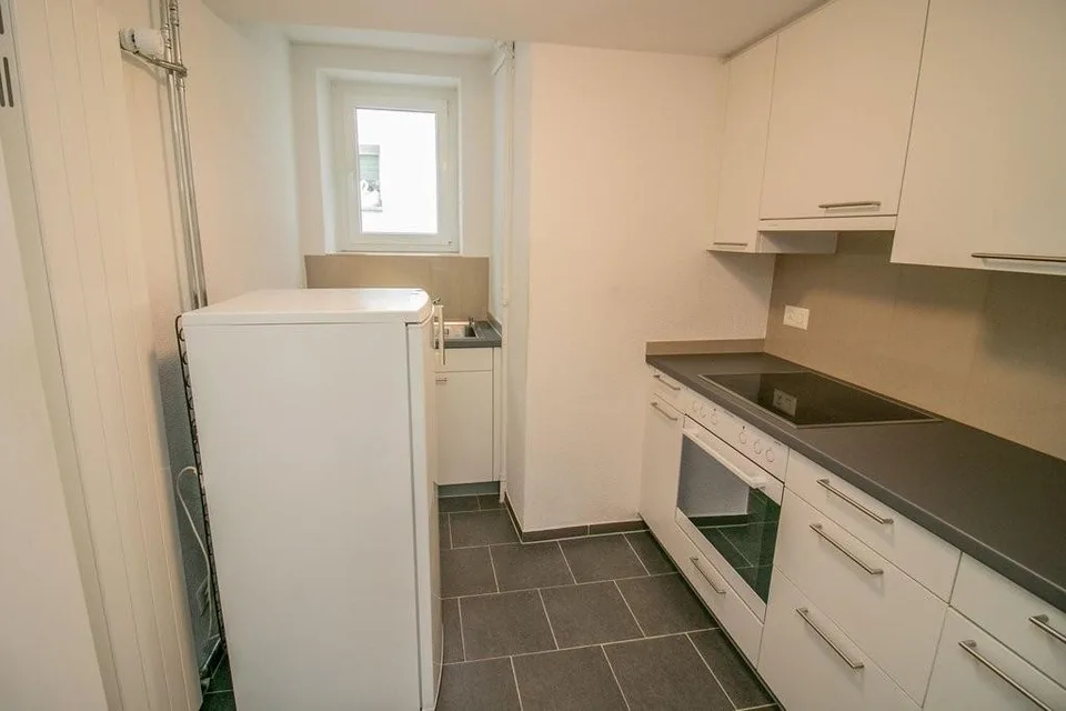 Erdgeschosswohnung mit frisch saniertem Badezimmer