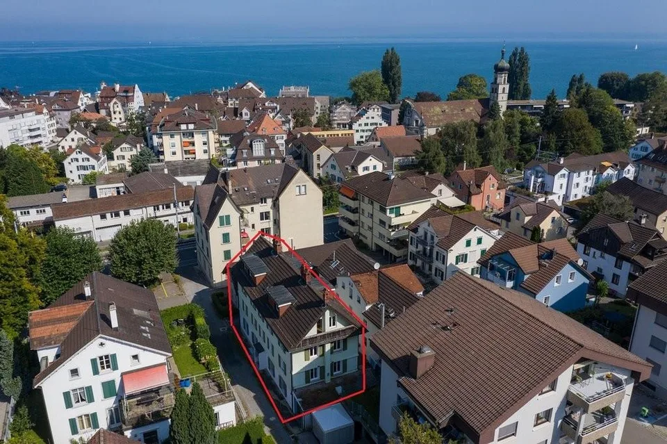 Erdgeschosswohnung mit frisch saniertem Badezimmer