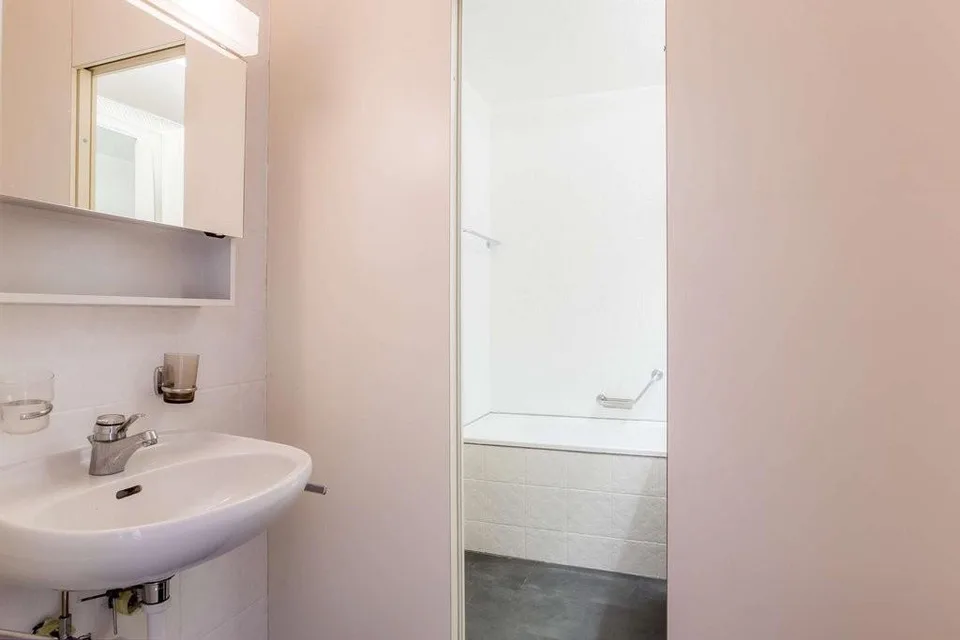 Appartamento in un quartiere residenziale tranquillo. – foto 7 di 11