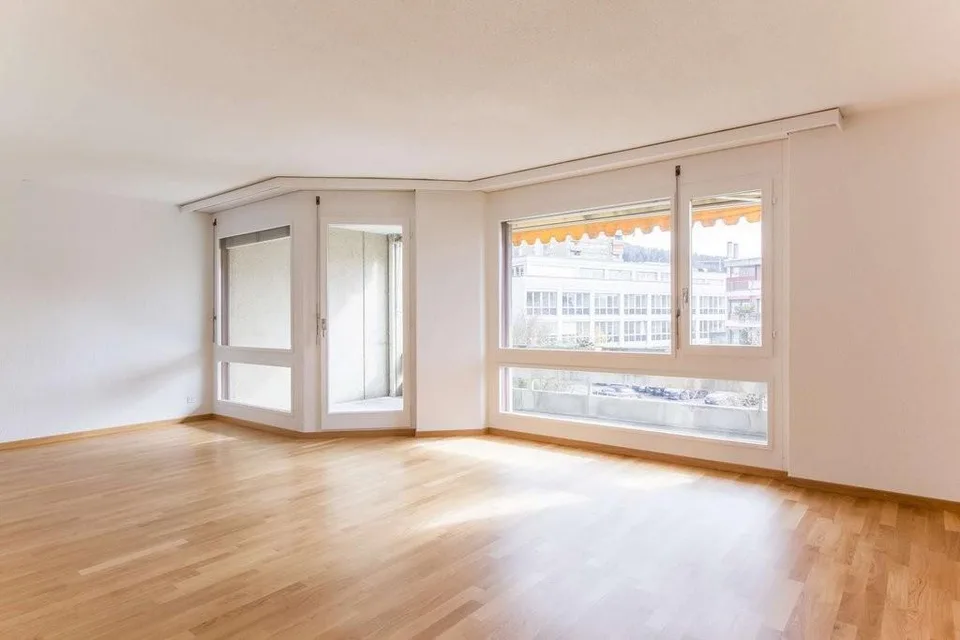 Apartment in a quiet residential area.