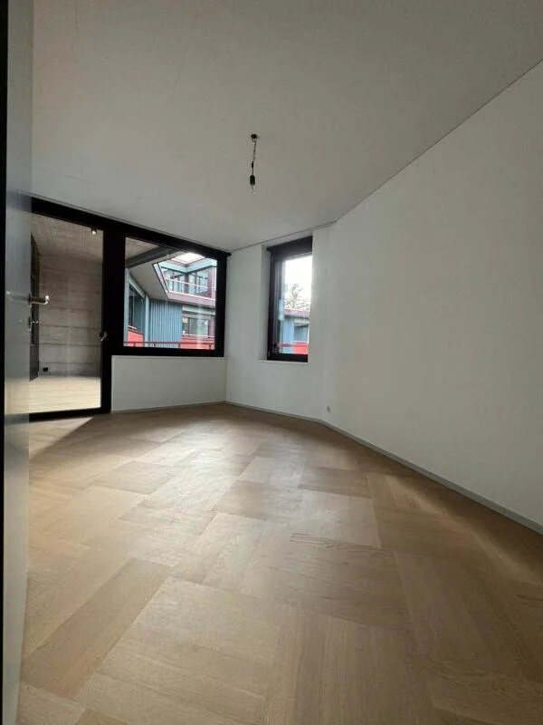 Raumhohe Wohnung im Neubauprojekt "Chrüzacher"