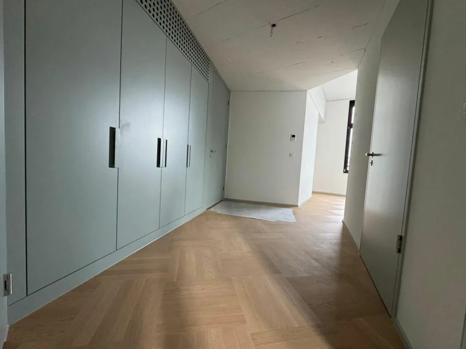 Raumhohe Wohnung im Neubauprojekt "Chrüzacher"