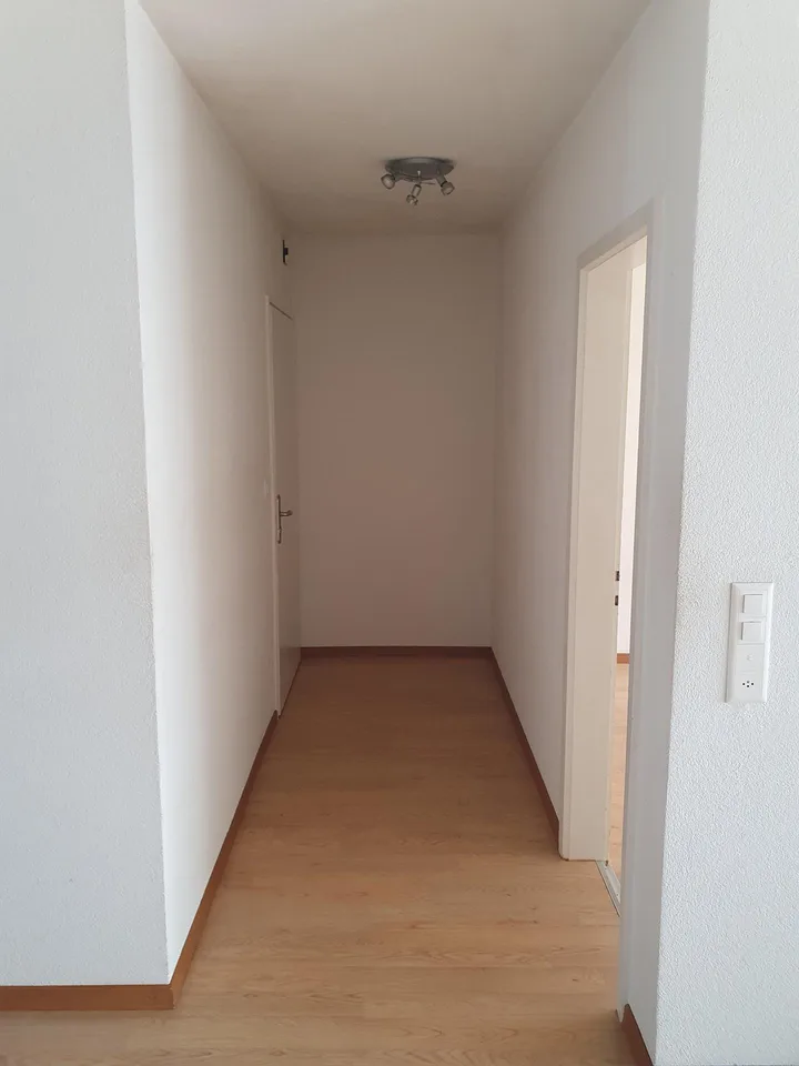 Helle Wohnung im Herzen von Bern-Bümpliz