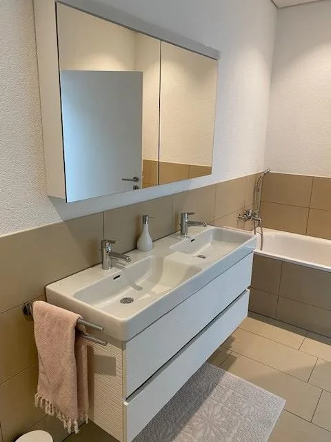 Topmoderne Wohnung mit Ausblick!