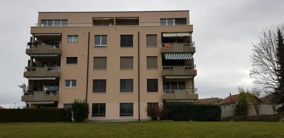 Spacieux 1.5 pièces au rez