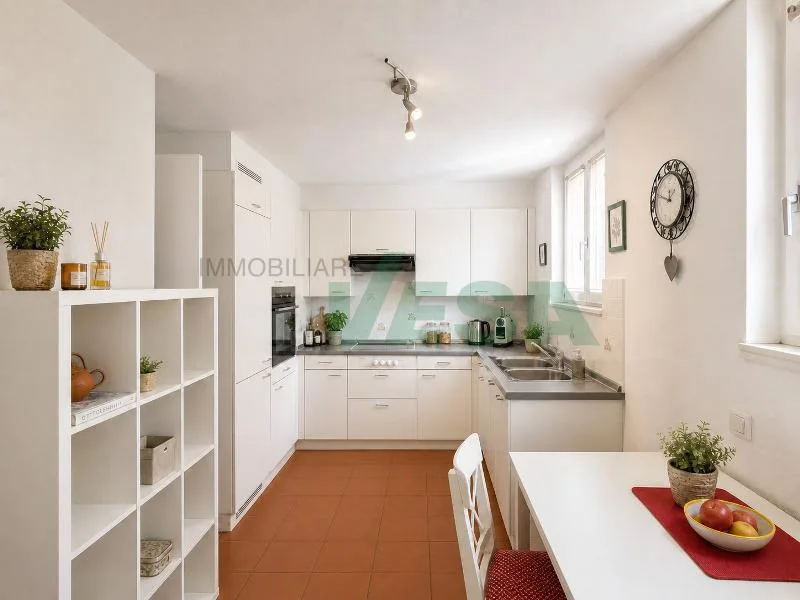 Accogliente appartamento 4,5 locali con delizioso giardino privato