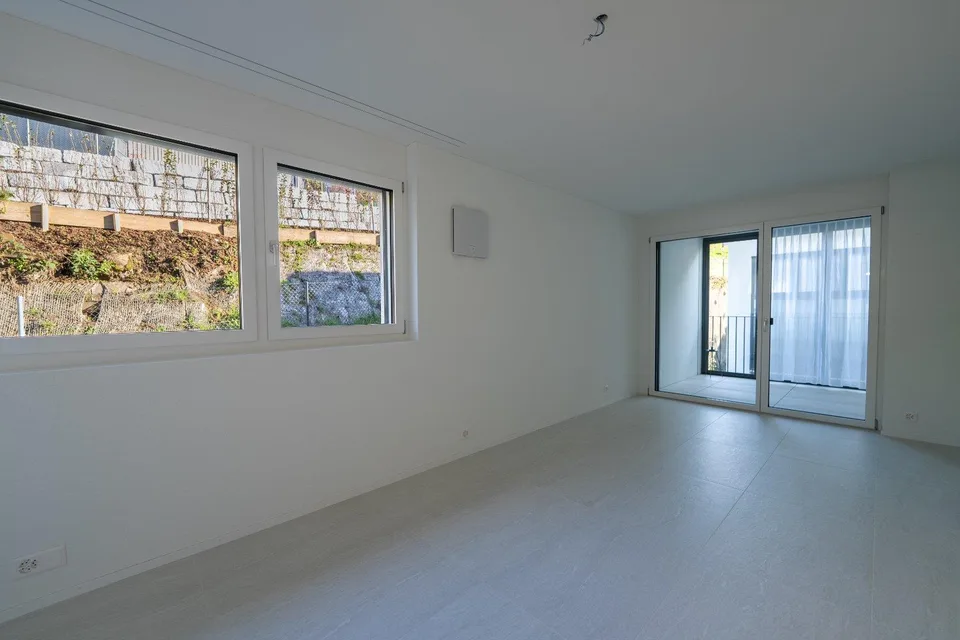 2.5 Zi-Neubauwohnung mit Seesicht und Wintergarten
