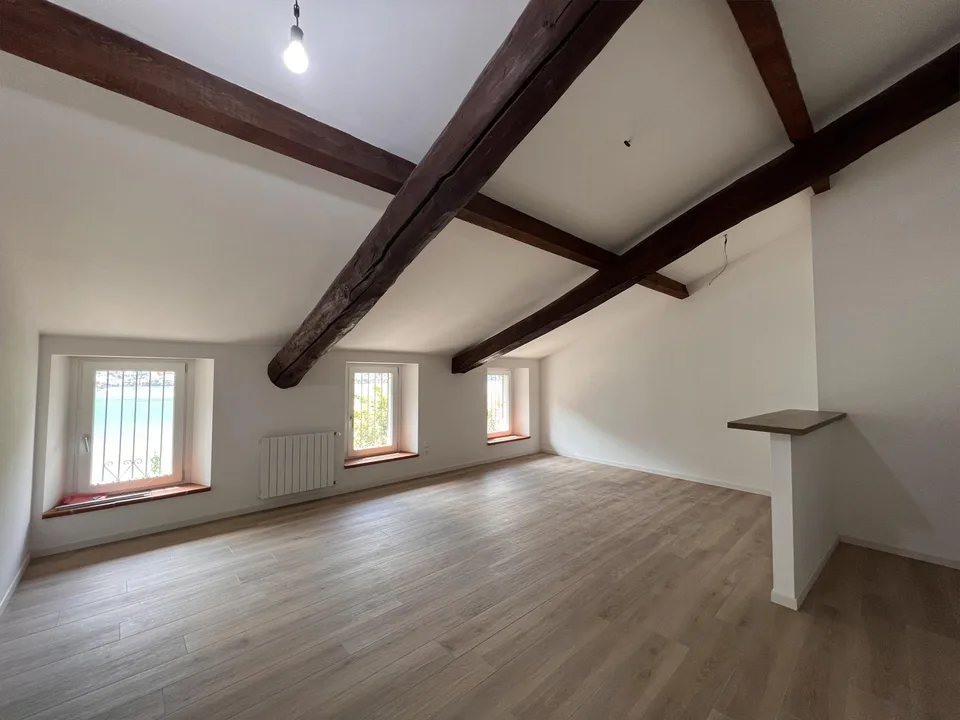 Appartement 2.5 Zimmer Mansarde renoviert