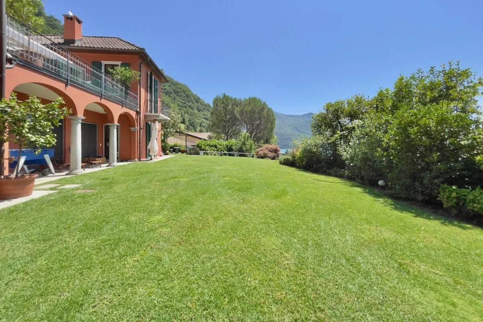 Stupenda casa unifamiliare con vista stupenda – Foto 10 von 13
