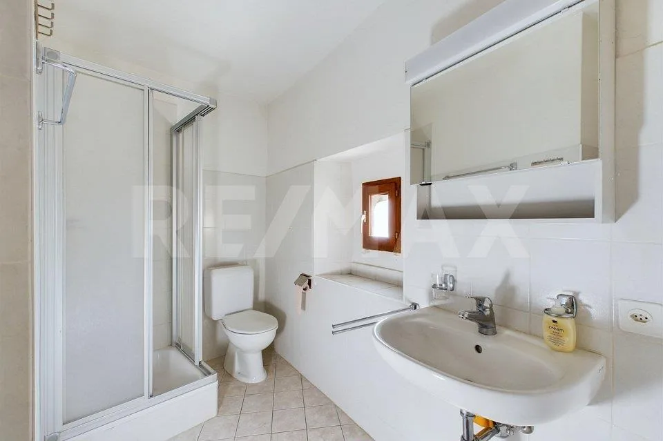 Casa ticinese con cortile privato nel cuore di Arzo – Foto 8 von 13