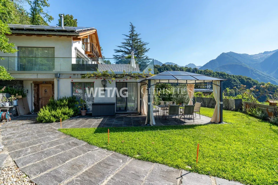 Exklusive energieeffiziente Villa zu verkaufen in Castaneda, Italie...