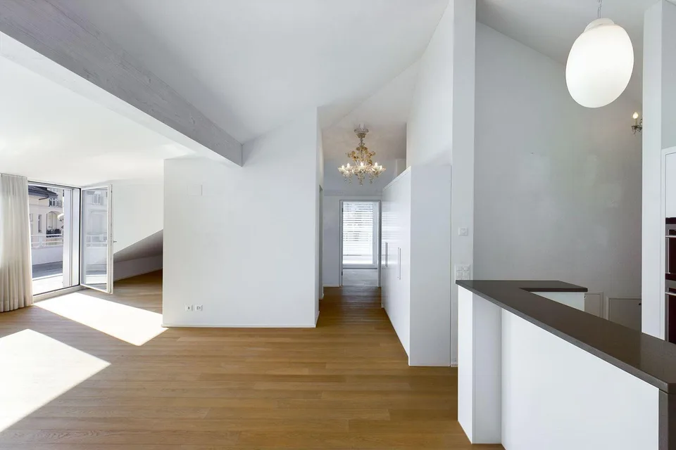 Luxuriöse Attikawohnung in der noblen Villa Balli – Foto 8 von 29